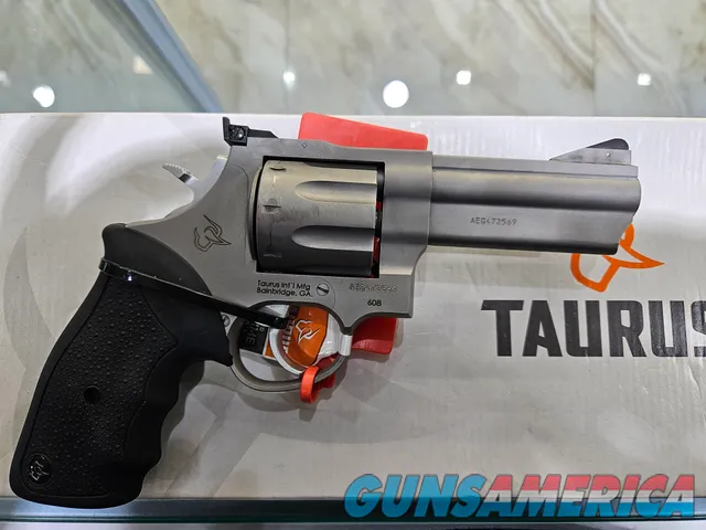 Taurus M608 4in Stainless Steel Rubber Grip 2-608049 .357 Mag 8-Shots
