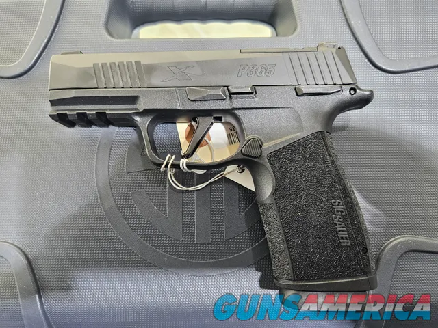 SIG SAUER P365 XMACRO 9MM 3.7" BARREL 17-ROUNDS MANUAL SAFETY