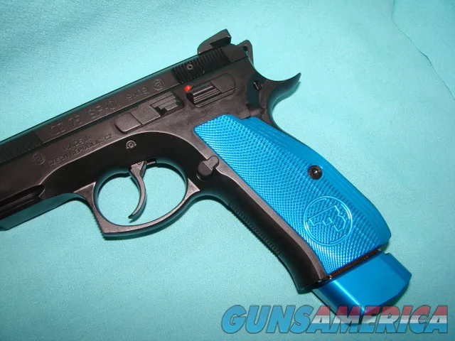 CZ 75 SP01 Competition Img-3