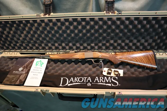 Dakota Arms Model 10 7mm08 LNIB
