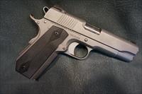 Dan Wesson 45ACP Valor Commander w/box and papers Img-4