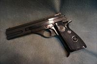Beretta Model 76 22LR Target Pistol,ANIB Img-3