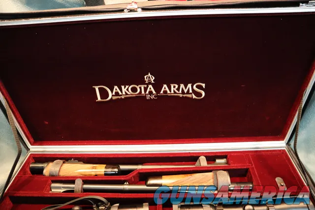 Dakota Arms Model 76 African Traveler 2 barrel set 375H+H458Lott Img-4