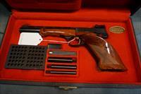 Belgium Browning Medalist 22LR w/case and extras Img-2