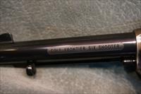 Colt SAA Frontier Six Shooter 44-40 Etched Panel NIB Img-6