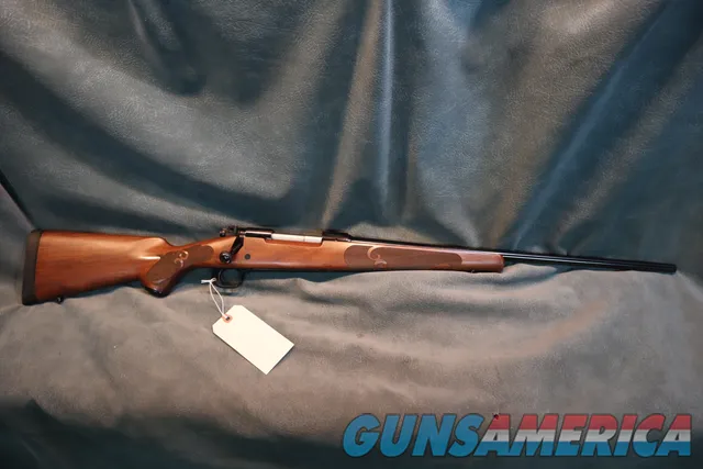 Winchester Model 70 Featherweight 30-06
