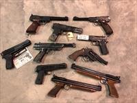 Vintage BB Gun Pistols  Img-1
