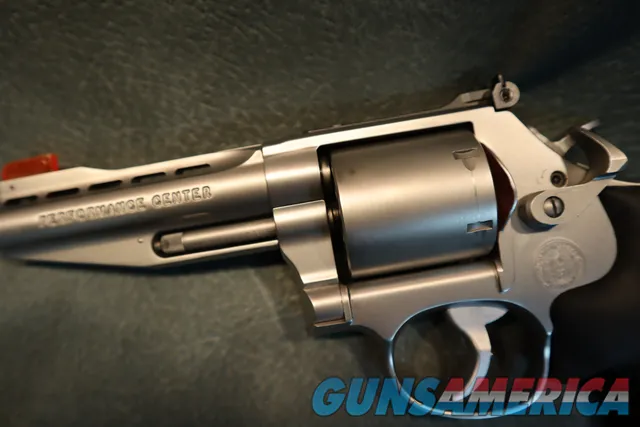S+W Model 686-6 Performance Center 357Mag 4 vented barrel Img-3