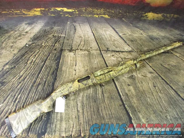 Benelli Nova 12 gauge, 3.5" Chamber, Advantage Max-4 HD