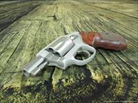 Smith & Wesson 642 Deluxe 022188138085 Img-3