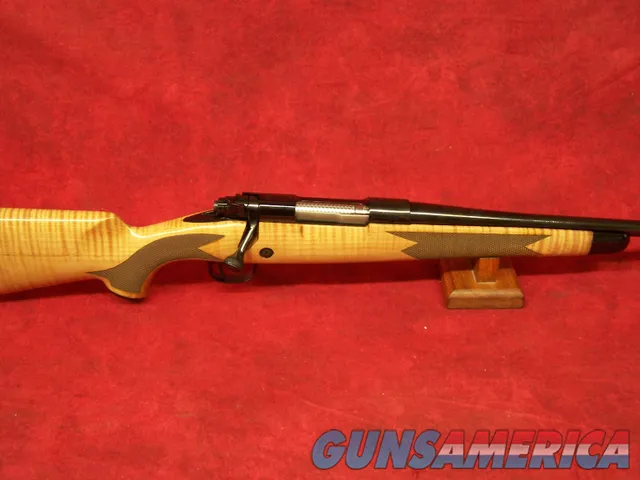 Winchester M70 Super Grade Maple 6.8 Western 24" Barrel (535218299)