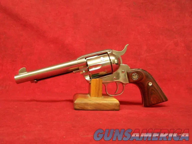 Ruger Vaquero 45LC 5.5" FS BRIGHT SS (05104) 5104