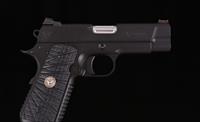 Wilson Combat 9mm – EXPERIOR COMPACT, BLACK, AS NEW, IN STOCK! vintage firearms inc