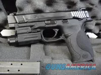 SMITH & WESSON M&P .45 WNcSTAR LIGHT