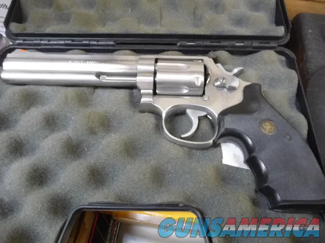 SMITH & WESSON 686-3 .357
