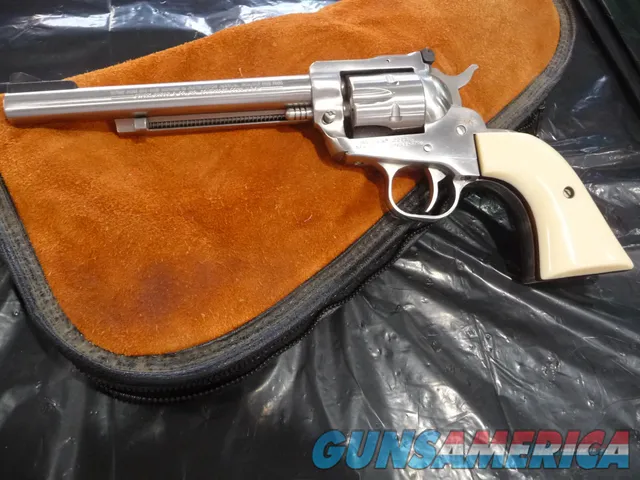 RUGER .22 NEW MODEL SINGLE SIX 