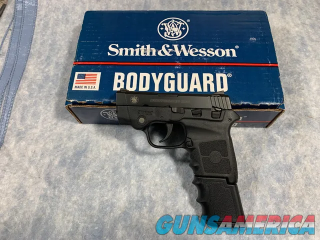 S&W SMITH AND WESSON M&P BODYGUARD W/ LASER 380ACP