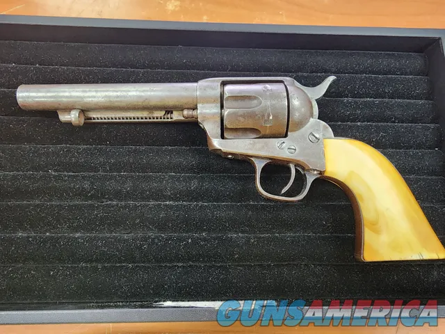 Rare Antique Colt SAA .45 Peacemaker made 1877