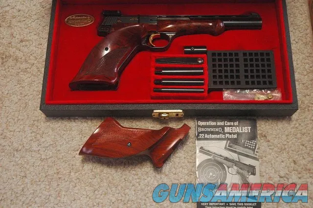 Browning Gold Line Medalist 1 or 407 Exc Cond Img-1