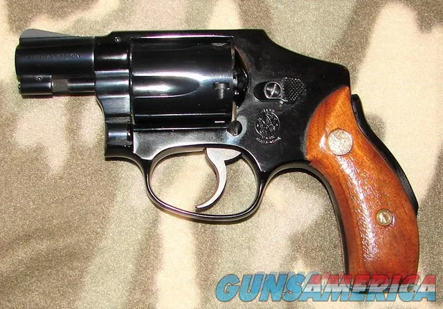 Smith & Wesson 42