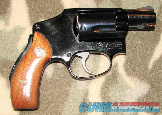 Smith & Wesson 42 Img-2