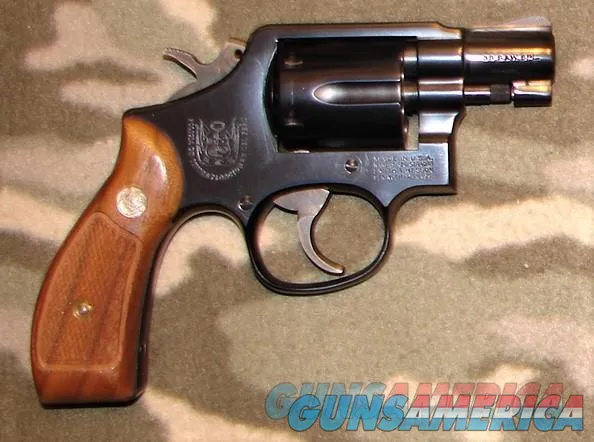 Smith & Wesson 10-7 Peruvian Img-2