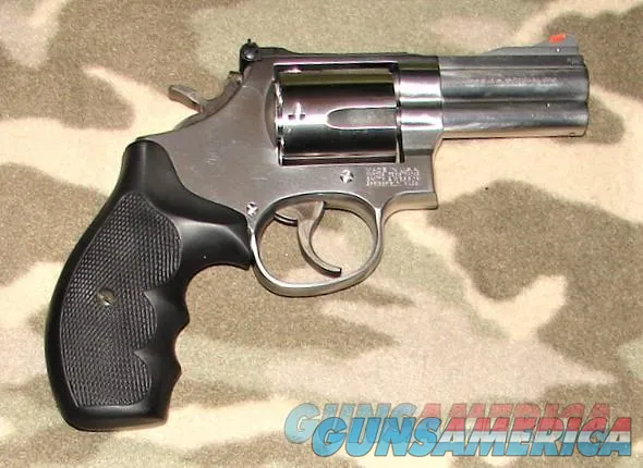 Smith & Wesson 696  Img-2