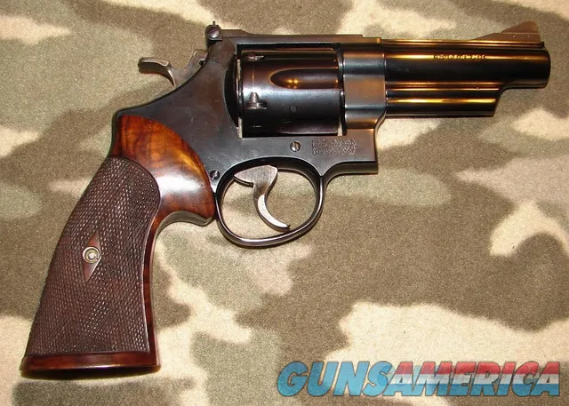 Smith & Wesson 25-9 .45 Colt Img-2