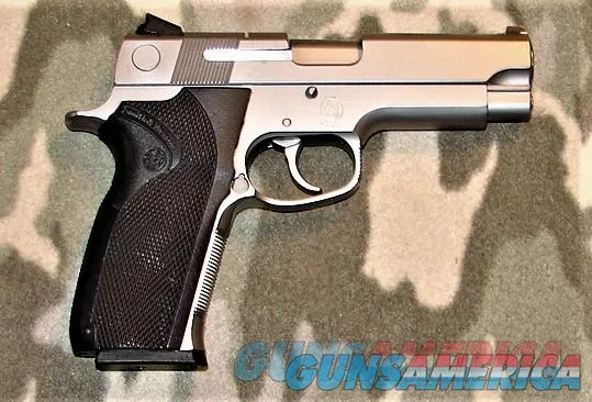 Smith & Wesson 1076-NS Img-2