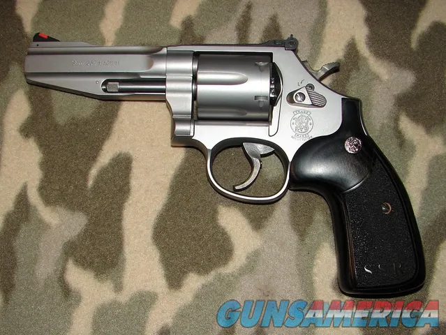 Smith & Wesson 686-6 Img-1
