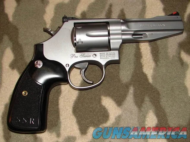 Smith & Wesson 686-6 Img-2