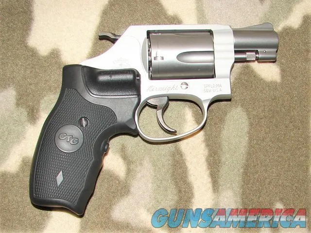 Smith & Wesson 637-2 Crimson Trace Img-2