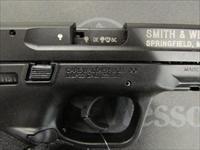 Smith and Wesson M&P 22 22 LR Img-8