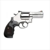 Smith & Wesson 686 Plus 3-5-7 .357 Mag SS 3" 150853 