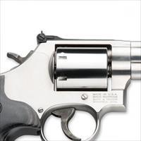 Smith & Wesson 686 Plus 3-5-7 .357 Mag SS 3" 150853 