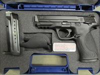 Smith & Wesson M&P9 with Thumb Safety 9mm 206301 Img-1