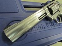 Smith & Wesson Model 617 10-Shot 6 Barrel .22 LR  Img-7