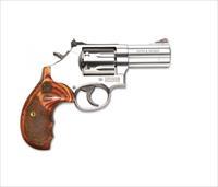 Smith & Wesson 686 Plus Deluxe .357 Mag 3" Stainless 150713 