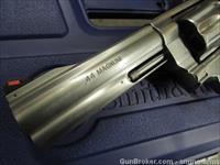 NIB Smith & Wesson M629 Classic 5.44 Mag 163636  Img-5