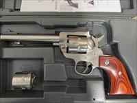 Ruger New Model Single-Six Convertible .22LR & .22 Mag Img-1
