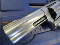 Smith & Wesson Model 686 4" Stainless .357 Mag. 164222