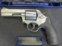 Smith & Wesson Model 686 4" Stainless .357 Mag. 164222