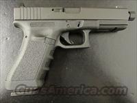 Glock 17 GEN3 4.48 17 Round 9mm Luger with Threaded Barrel Img-2