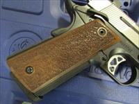 Smith & Wesson Model SW1911 Pro Series .45 ACP/AUTO 178011 Img-5