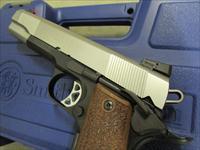 Smith & Wesson Model SW1911 Pro Series .45 ACP/AUTO 178011 Img-9