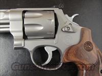 Smith and Wesson   Img-3