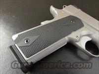 Dan Wesson Valor Stainless Full-Size 1911 .45 ACP Img-5