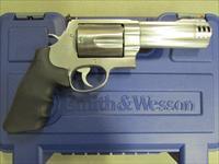 Smith & Wesson   Img-1