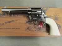 Uberti 1873 Single-Action Cattleman Cody 5.5 Revolver .45 Colt Img-2
