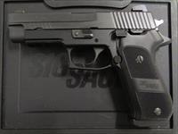 Sig Sauer P220 Elite Dark 4.4 8+1 .45 ACP 220R-45-DSE 22045 Used Img-2